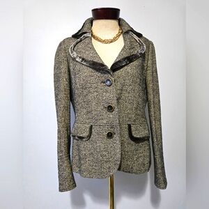 LUISA CERANO Wool Blazer With Velvet Lined Collar And Silk Lining. Size 10